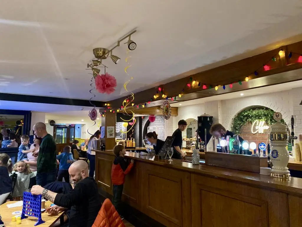 Slow Roast Coffee & Sandwiches restaurante en Loughrea