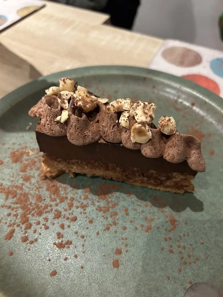 Prakash Dahyabhai Makwana_Roots Café & Bistro, Loughrea_Loughrea_avis