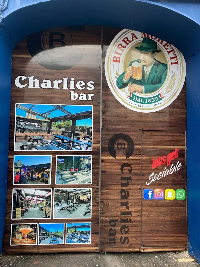 Ciaran Doyle_Charlies Bar_Loughrea_review
