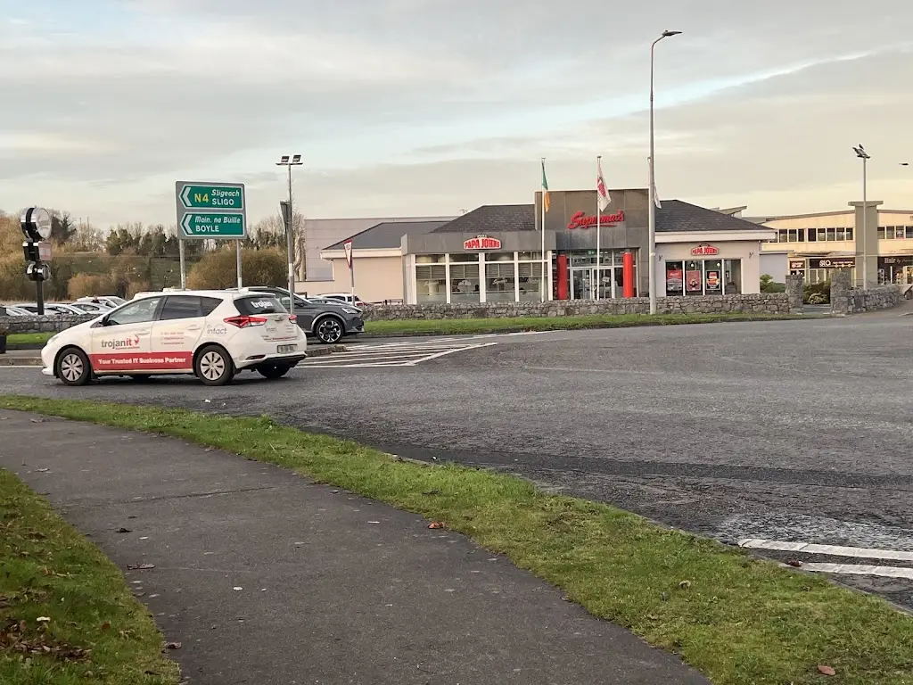 Jason Walsh_Supermac's & Papa John's Carrick on Shannon_Carrick-on-Shannon_review
