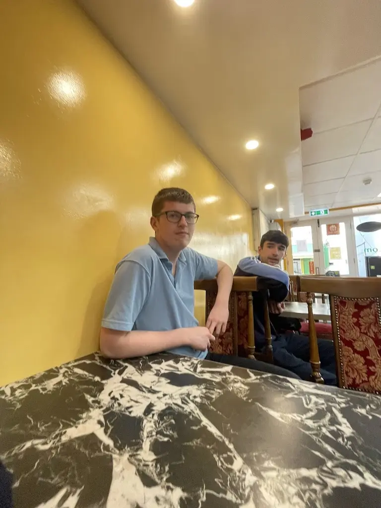 Margarita's Pizza Kebab restaurant à Loughrea