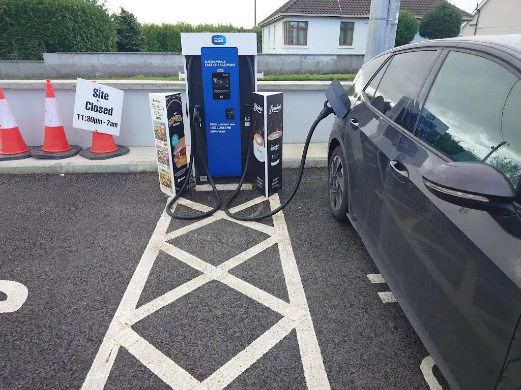 Loughrea Plaza ( Not M6 ) restaurant à Loughrea