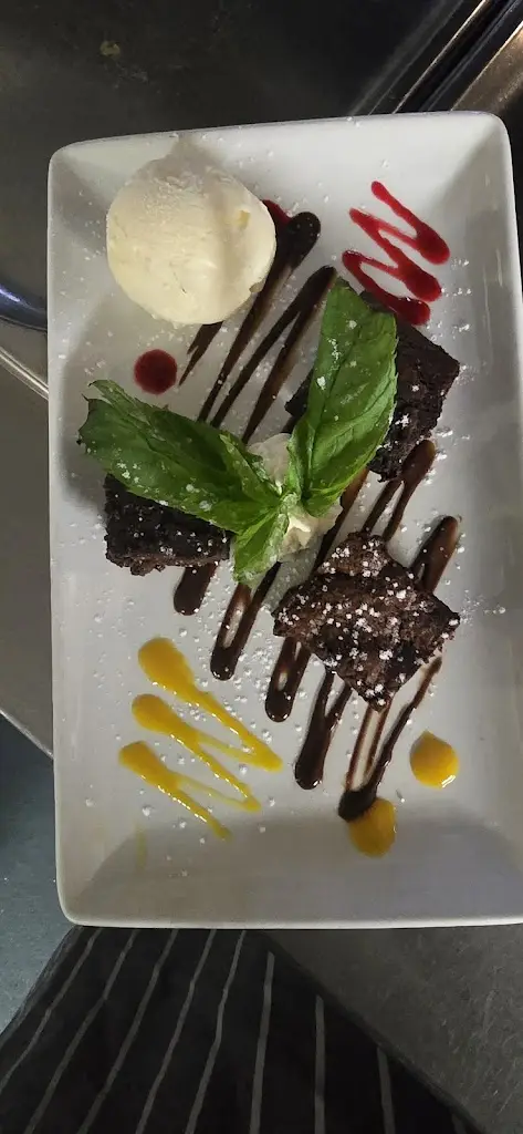 Anoup “Avr” Vijyan_Dooleys Restaurant & Bar - Edmondstown_Ardee_review