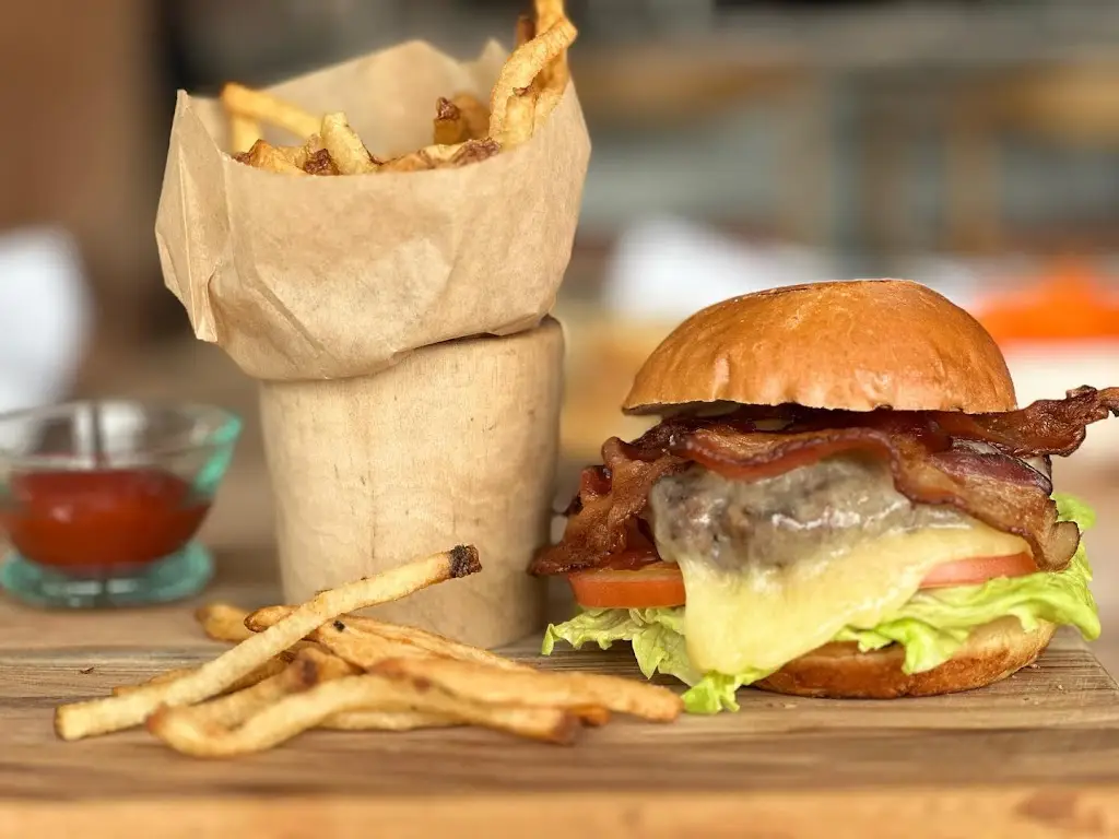 Bacchus Restaurant_Athlone_slider_image_3