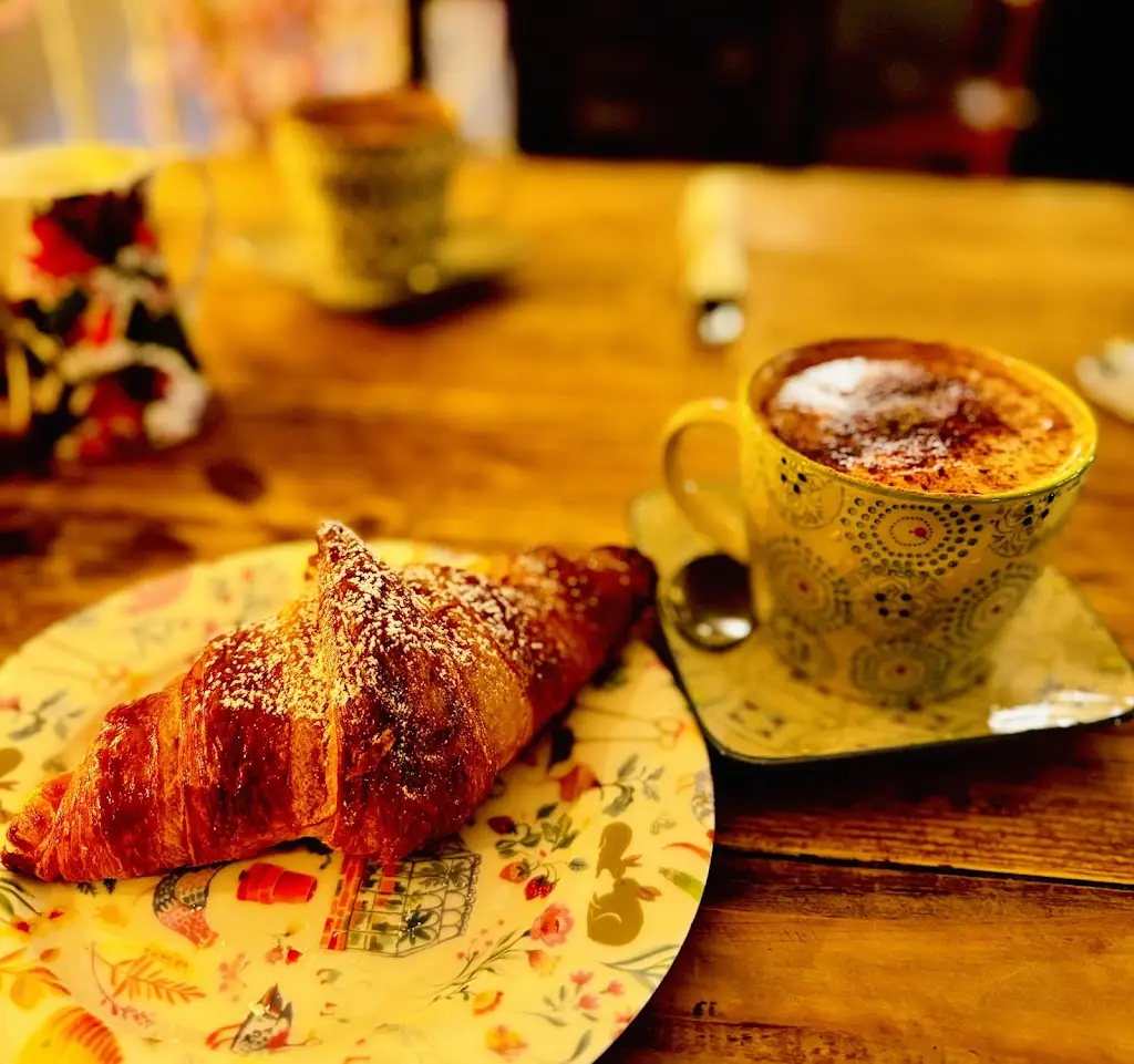 Ariana Azevedo_Savoury Fare_Athlone_review