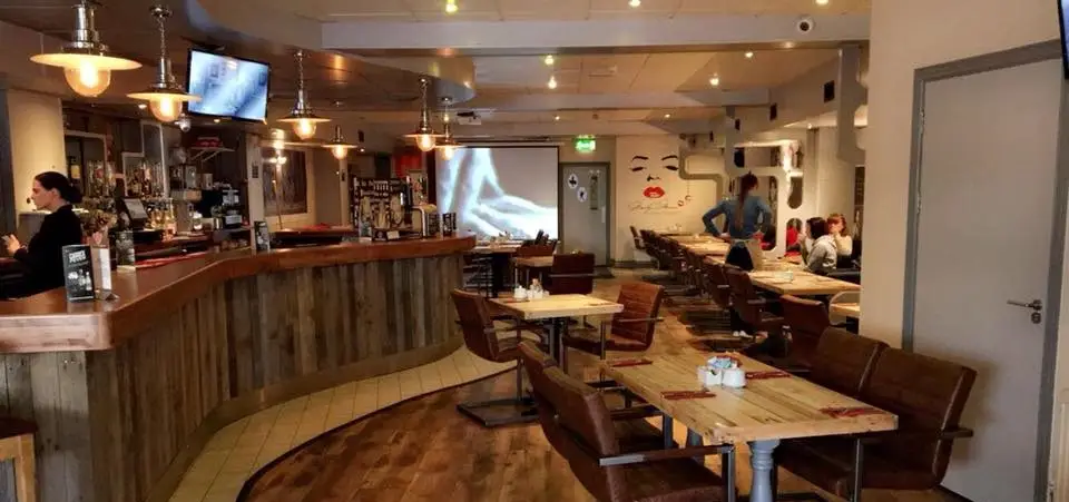 Take 2 Restaurant restaurante en An Longfort