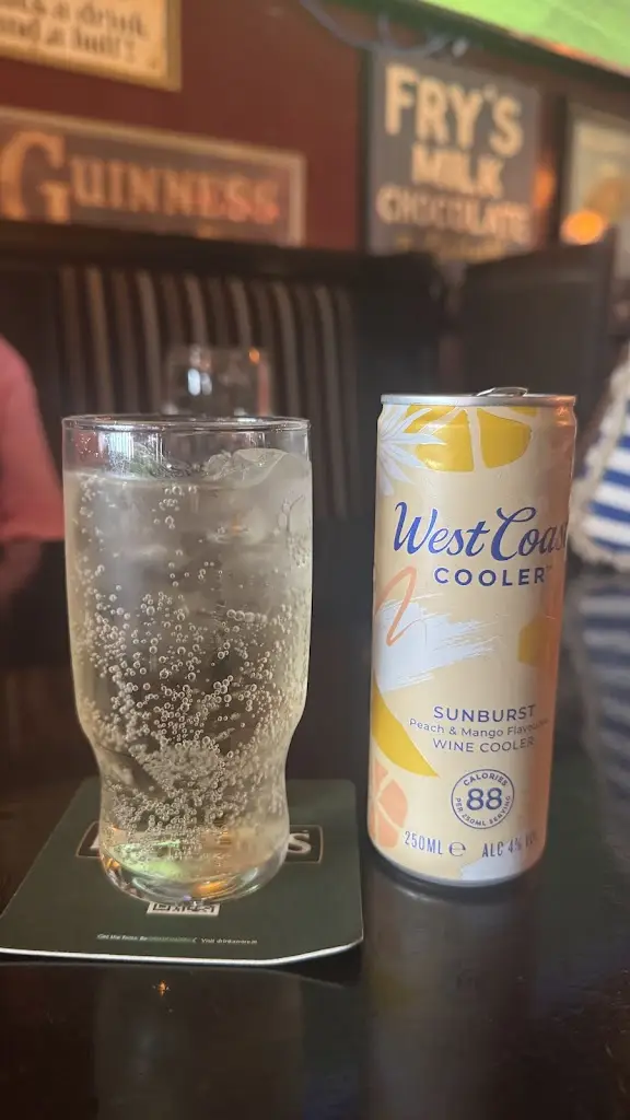 Leah McCabe_Gracie’s Bar, Carrick-On-Shannon_Carrick-on-Shannon_review