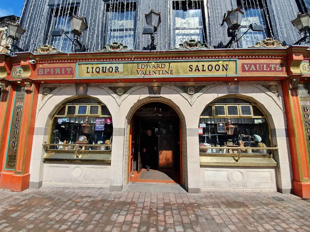 Edward J Valentines Bar Restaurant in An Longfort