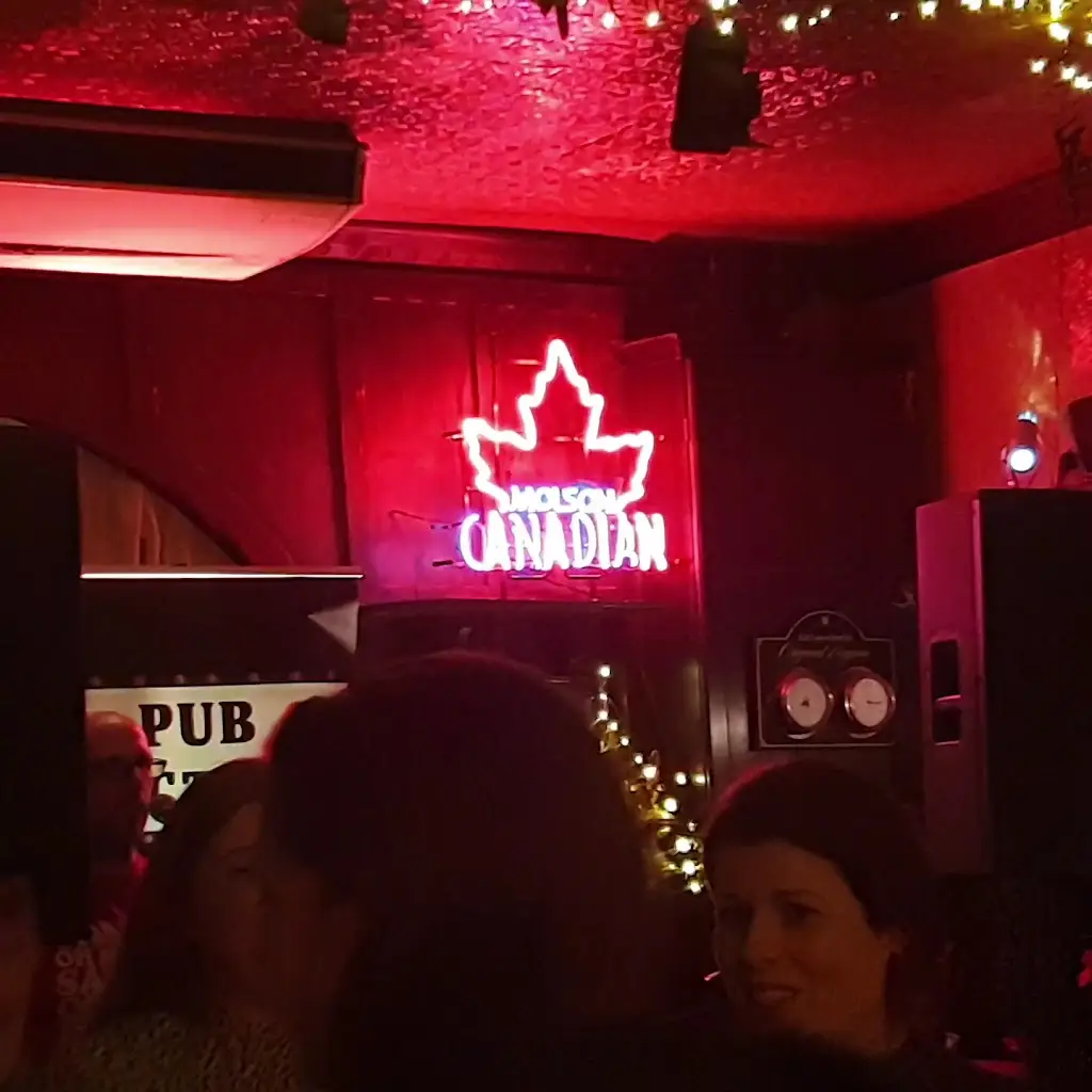 Edward J Valentines Bar_An Longfort_slider_image_2