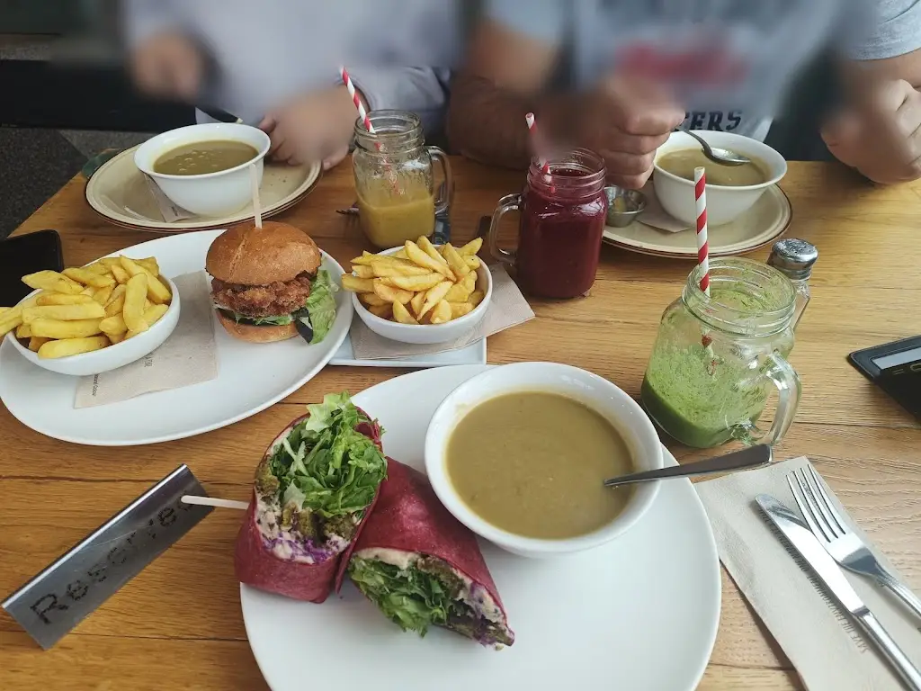 W. Jarosz_Honestly Farm Kitchen Carrick on Shannon_County Leitrim_review