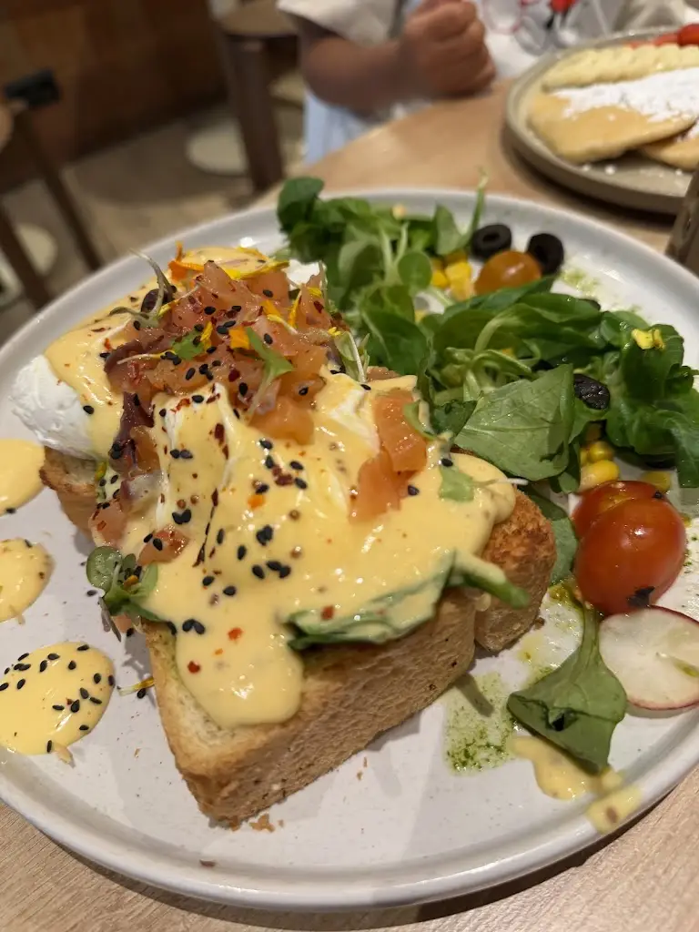 Patricia Oconnor_Karlito's Stonebaked Pizza_An Mhí_review