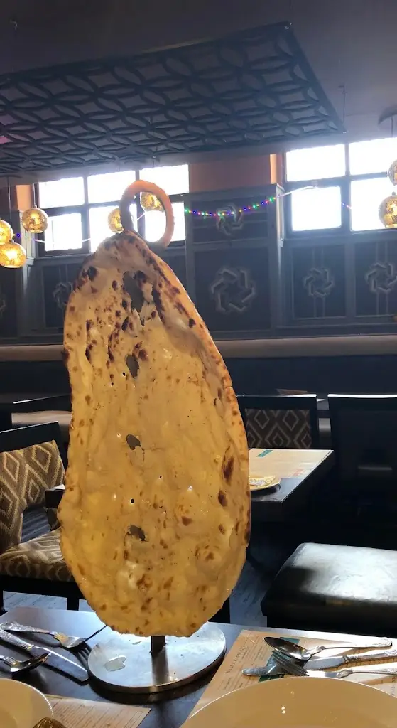 Neha Sahni_Cinnamon Garden Restaurant_An Mhí_review