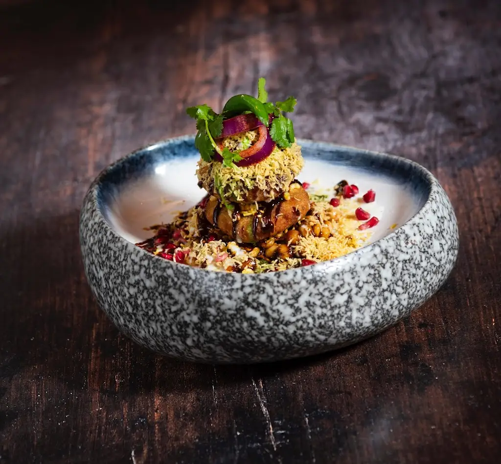 Cinnamon Garden Restaurant_An Mhí_slider_image_3