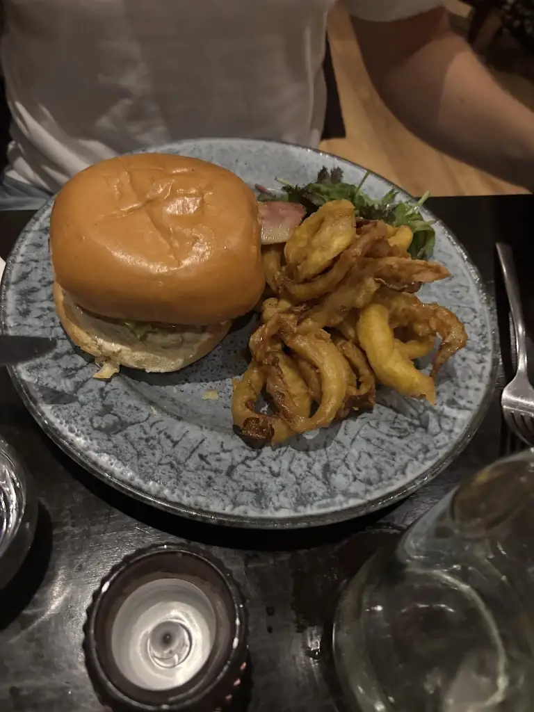 Ciara O’Malley_Crave_An Mhí_recensione