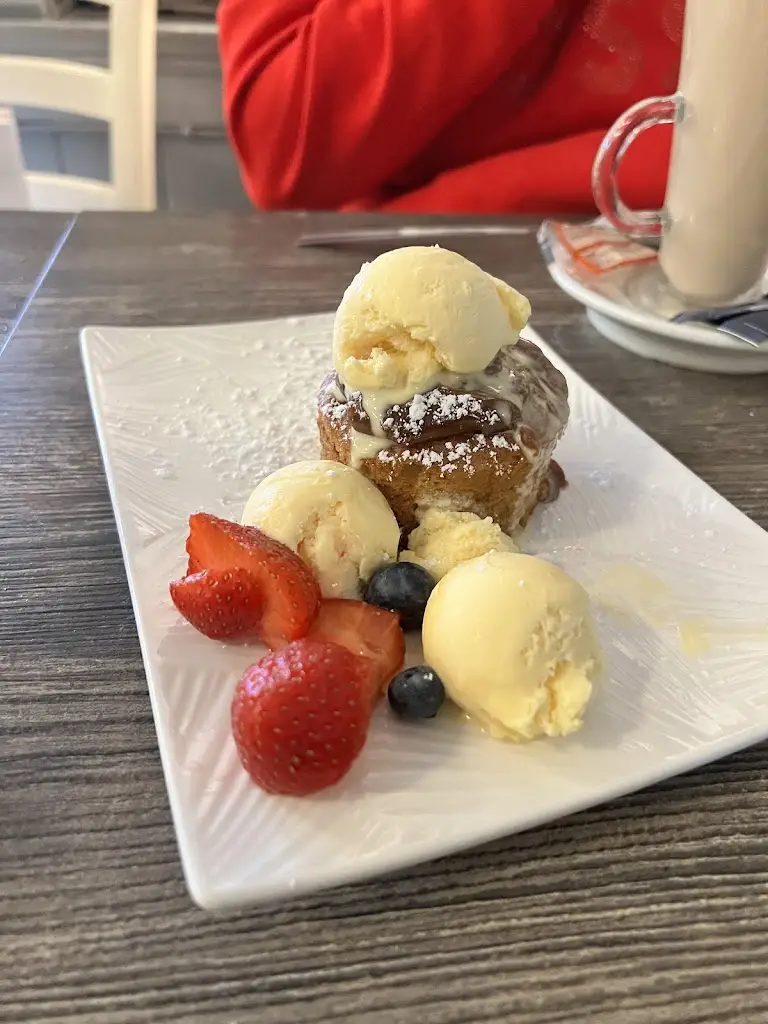 Menu_Chat N Chew_Athgarvan_image_8