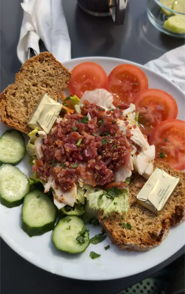 Prithivraj Selvaraj_Chat N Chew_Athgarvan_review