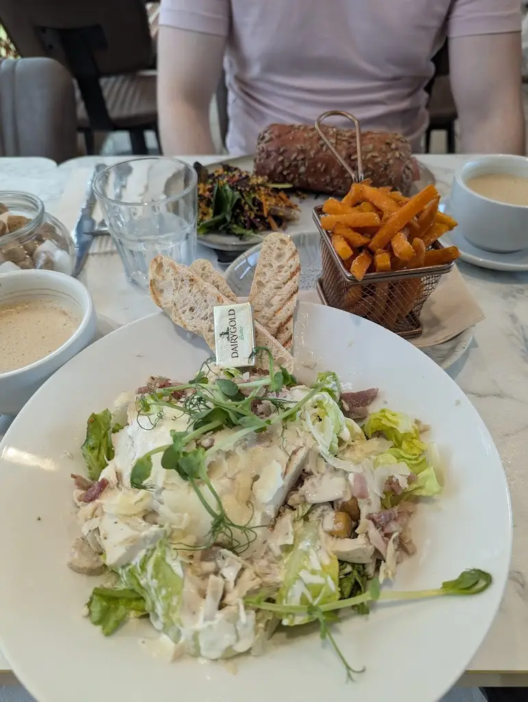 Ciaran Mcmanus_Orby’s by Lucy_Athgarvan_review