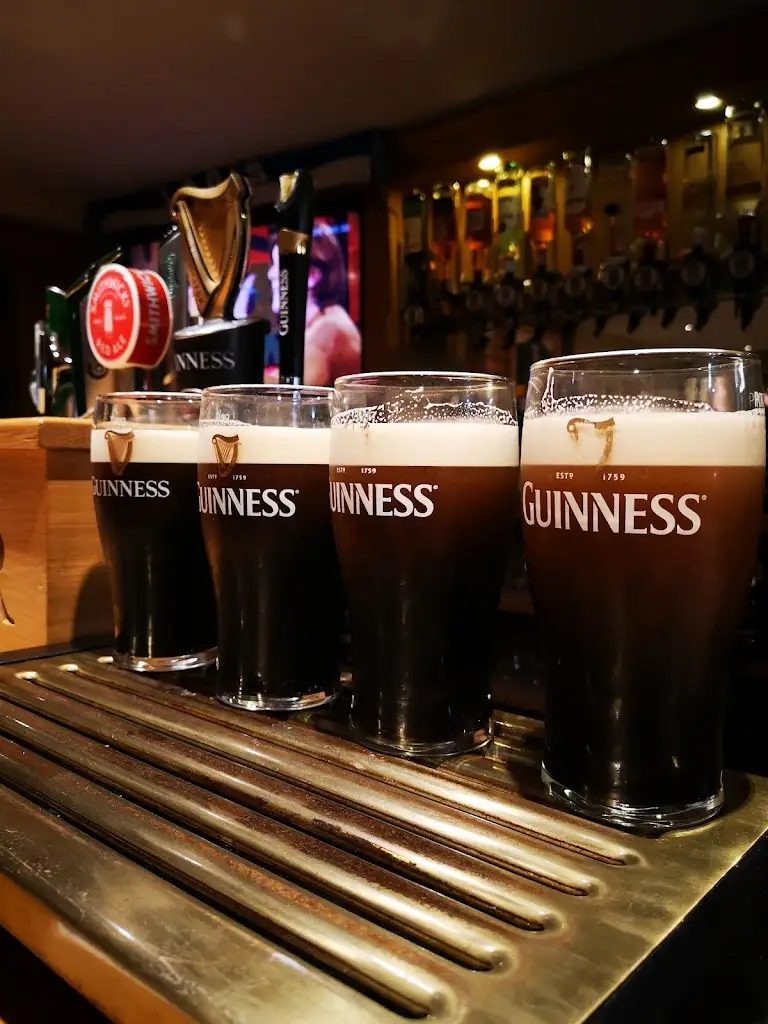 Murphys bar and shop_Ballylinan_slider_image_2