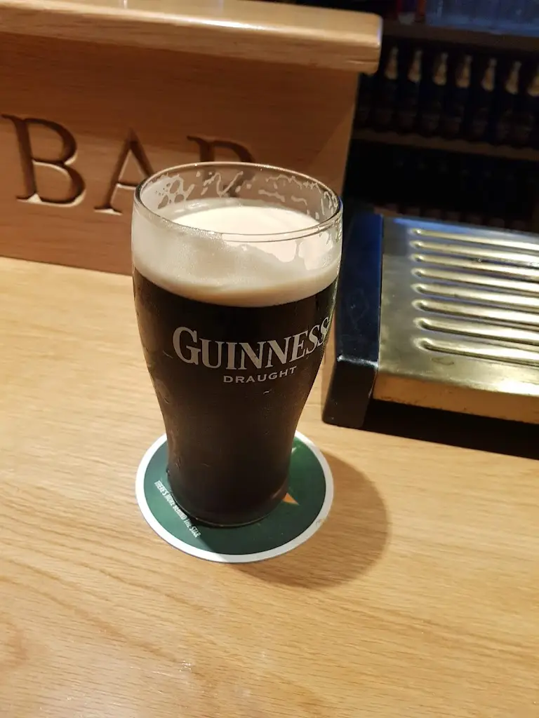 Murphys bar and shop_Ballylinan_slider_image_3