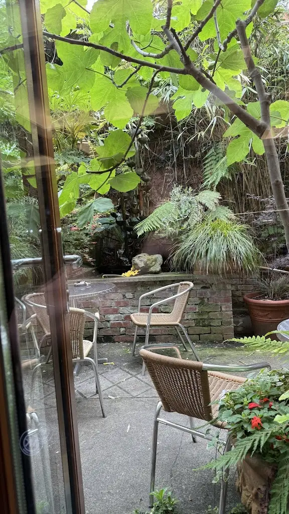 Hugo Oliveira_Bradburys_Athy_reseña