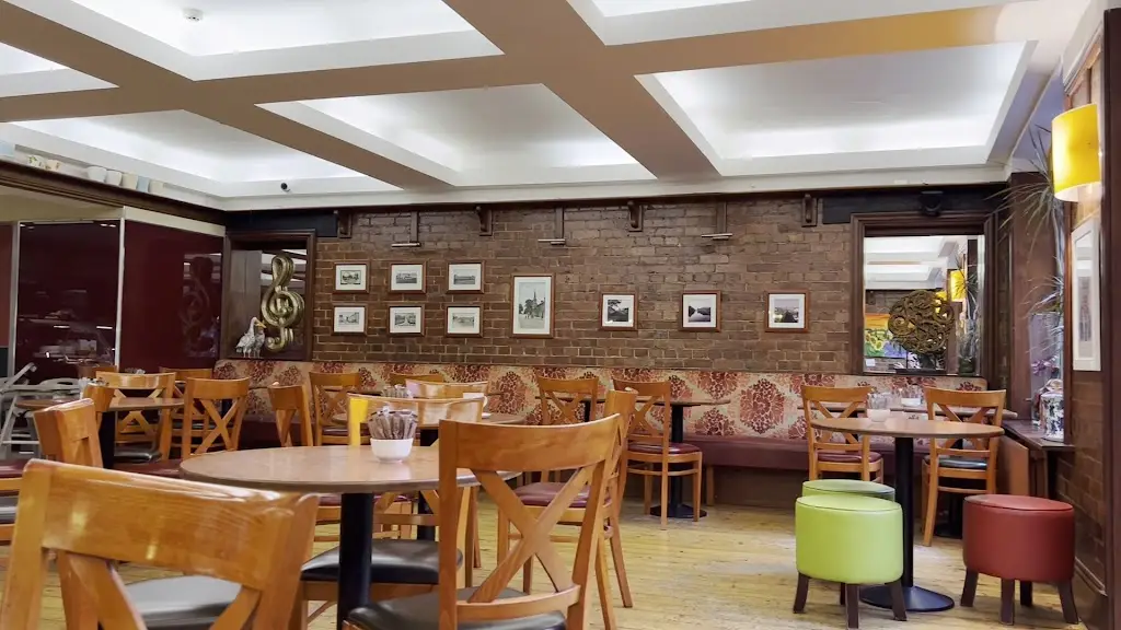 Bradburys_Athy_slider_image_2