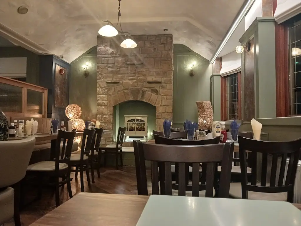 Molly Fulton's Bar_Collooney_slider_image_2