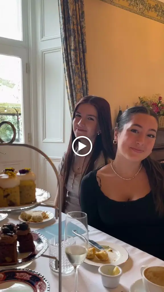 The La-La Café & Restaurant_Balbriggan_slider_image_2