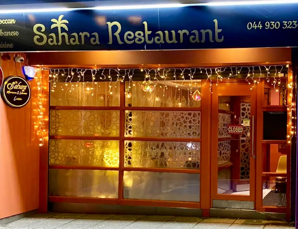 Sahara Restaurant restaurant à An Iarmhí