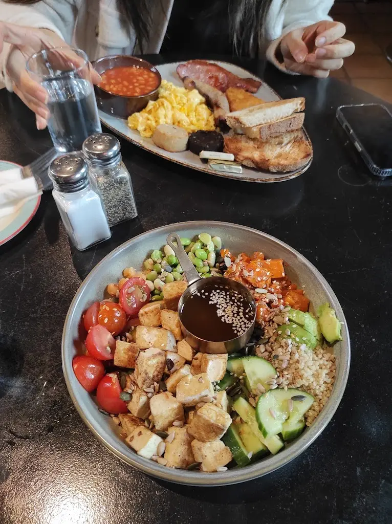 Aeron Ee_Grace Food & Coffee Culture_An Iarmhí_reseña