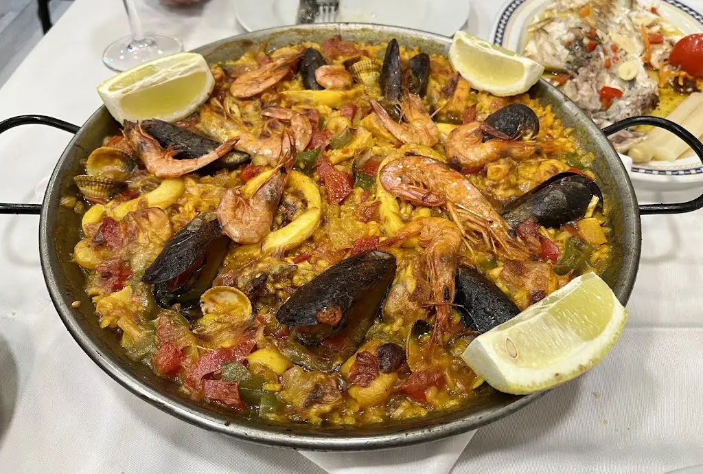 Kevin Swindall_Ilia Cafe_An Iarmhí_review