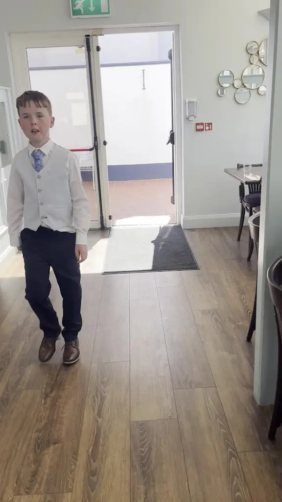 Anna Blackman_The Venue Bar and Restaurant_Collooney_review