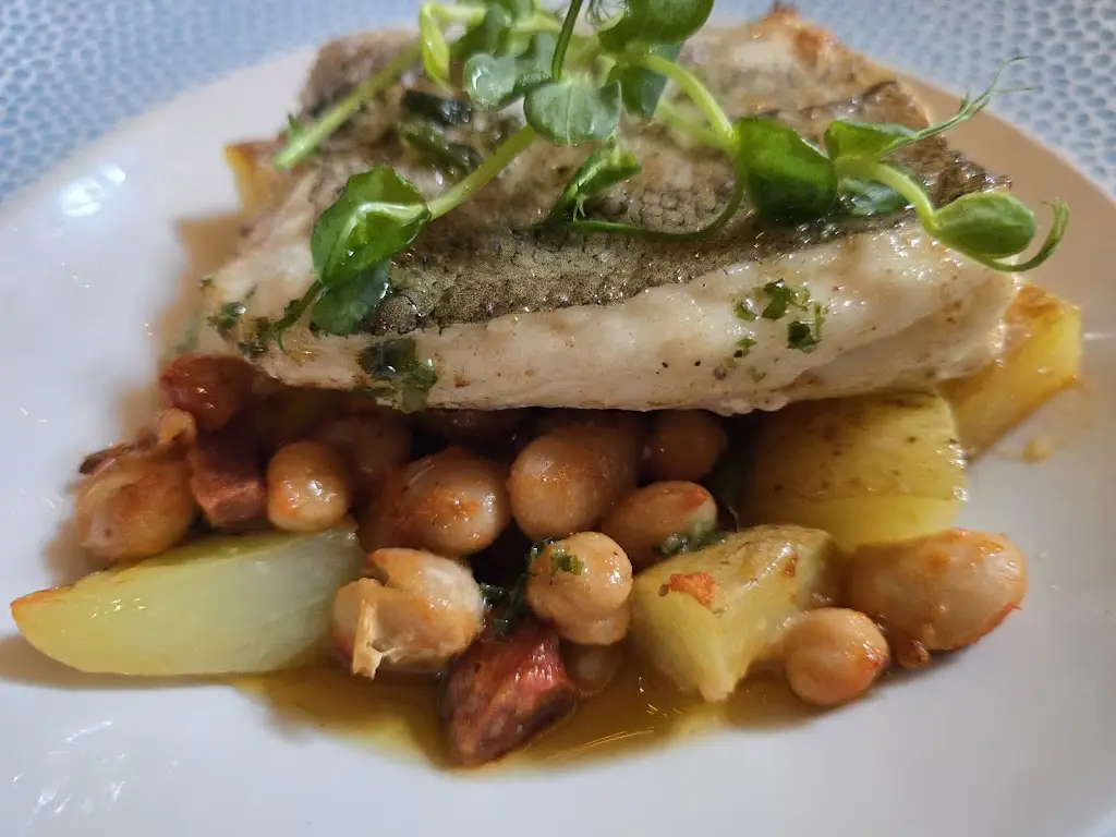 Ciaran McPhillips_Weir's Bar & Restaurant_An Iarmhí_review