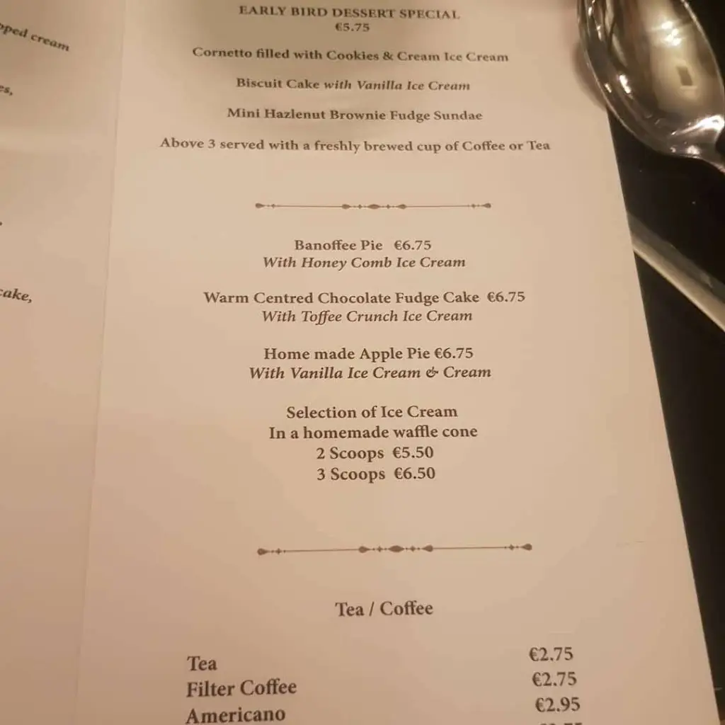 Menü_Oscar's Restaurant & Out Back_An Iarmhí_Bild_1