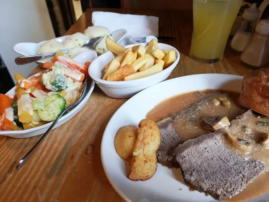 Menu_Tyrrellspass Castle_An Iarmhí_image_5