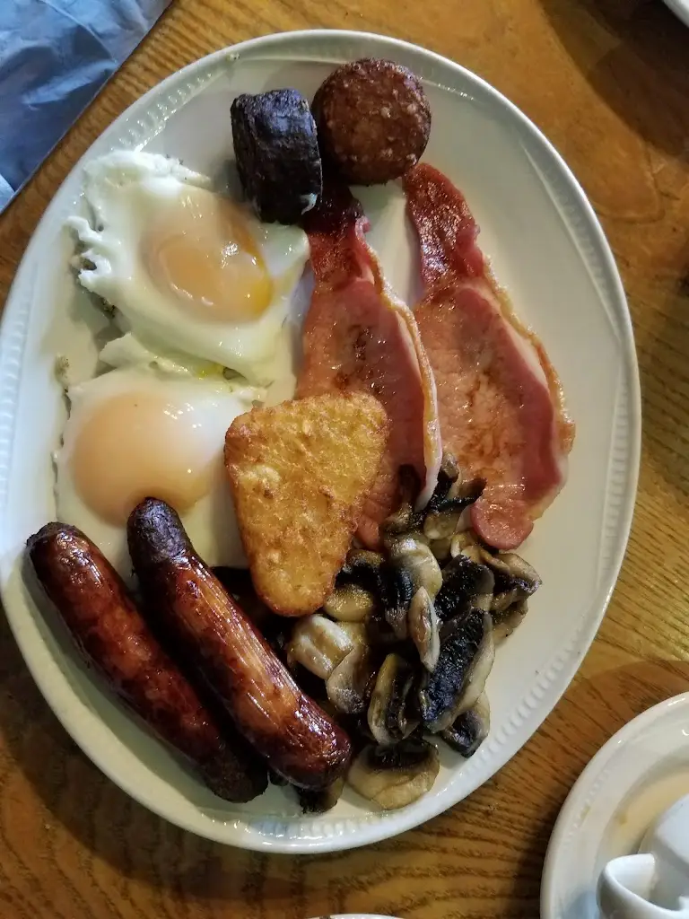 Menu_Tyrrellspass Castle_An Iarmhí_image_6