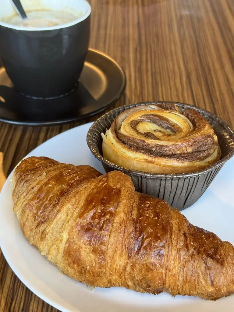 Gravity social Restaurant & Cafes_Balally_slider_image_3