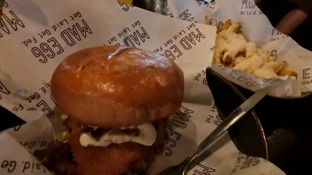 Mad Egg Dundrum_Balally_slider_image_2