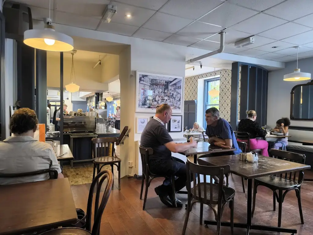 Lyons Café and Bakeshop_Collooney_slider_image_3