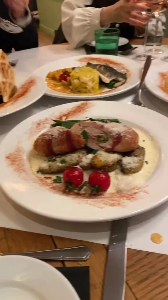 Flynn's Bar & Restaurant_Banagher_slider_image_2