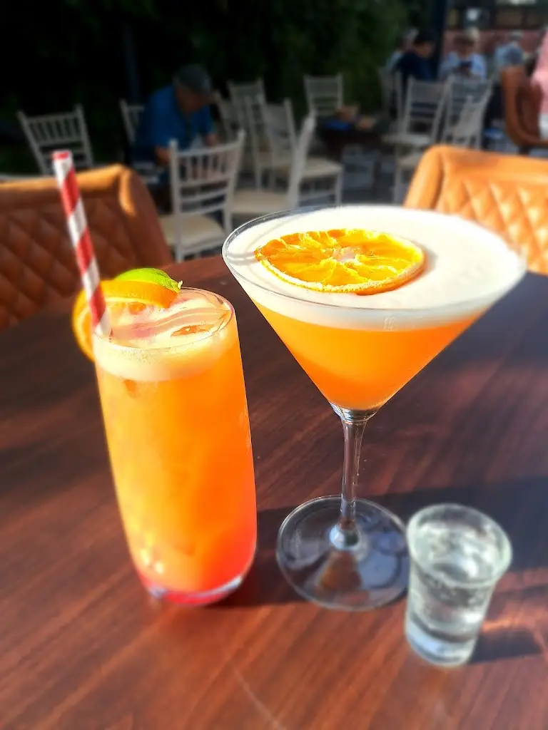 JJ Houghs Singing Pub_Banagher_slider_image_3