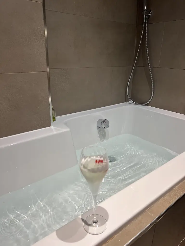 Conor O'Neill_Culletons of Kilrane_Ballygerry_review