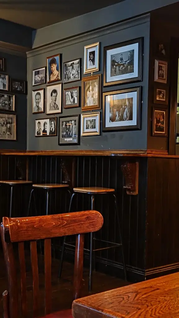 Alex Bohn_Simon Lambert & Sons_Ballygerry_review