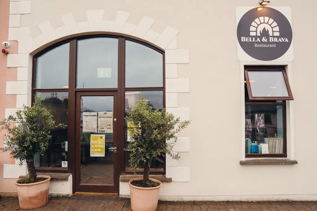 Bella & Brava Restaurant_Collooney_slider_image_1