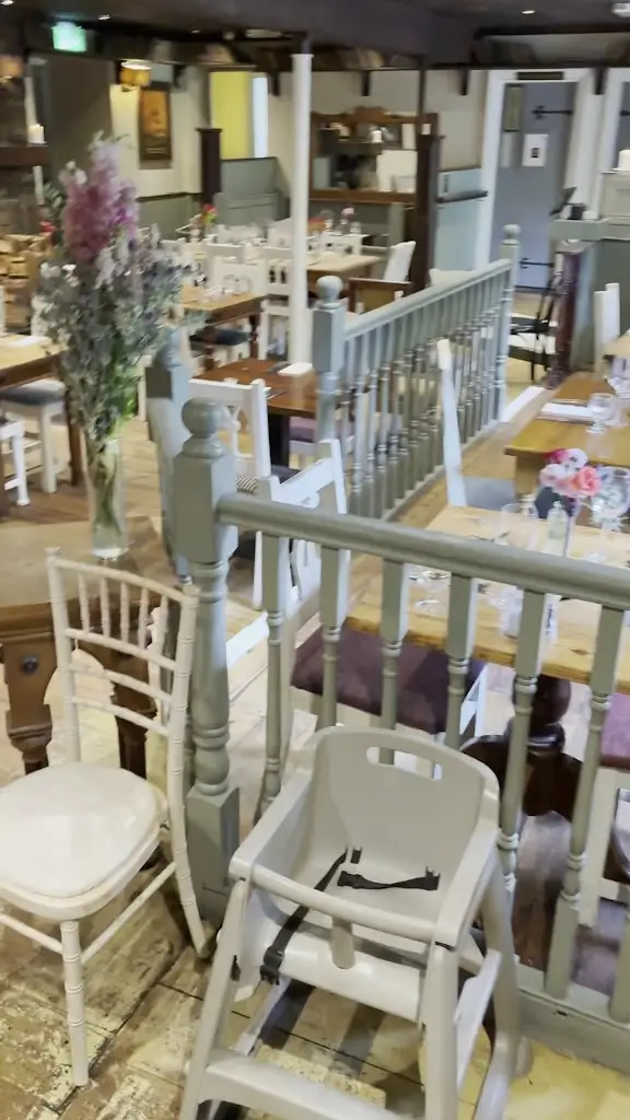 Wrights Anglers Rest_Ballyfermot_slider_image_2