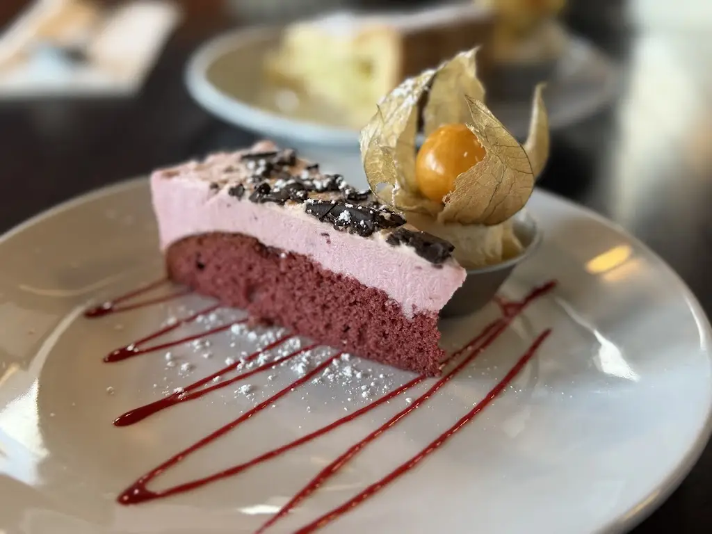 Talha Sami Khan_One Squared_Bayside_review