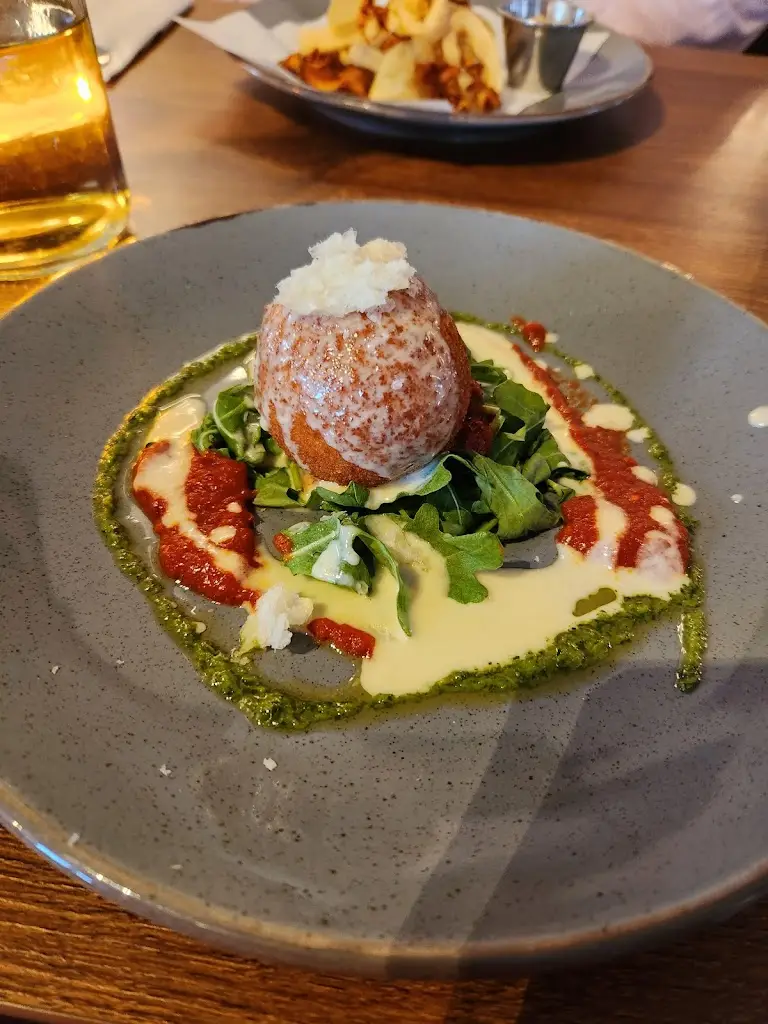 Stephanie O 'REILLY_Per Se_Ballyboden_review