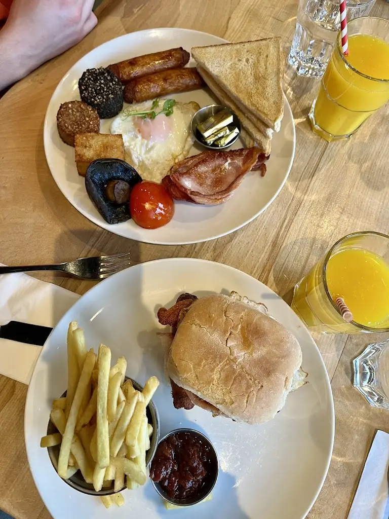 Fangyu Liu_Vanilla Pod Dun Laoghaire_Ballyboden_review