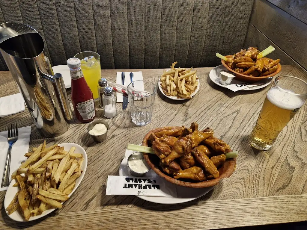 Emo Gibby_Elephant & Castle_Ballyboden_review