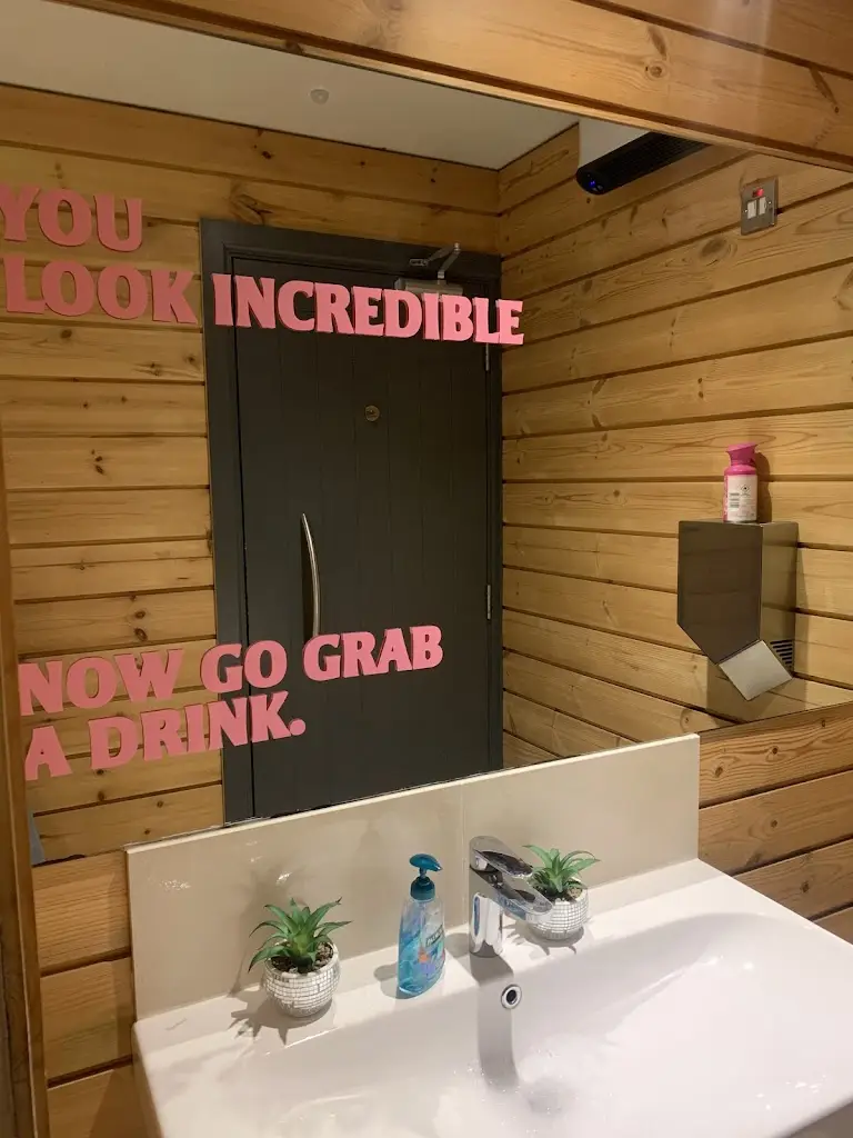 Nicole Rosko_Rudys Restaurant_Blanchardstown_Bewertung