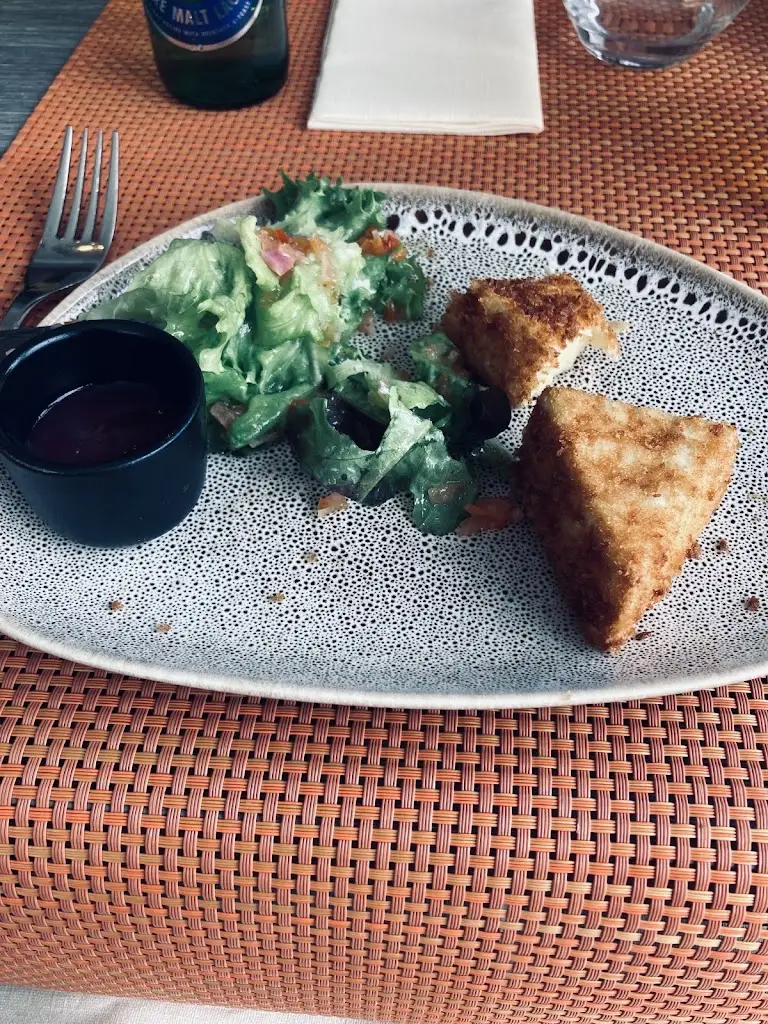 Viktorija Naughton_The Waterfront Restaurant_Boyle_review